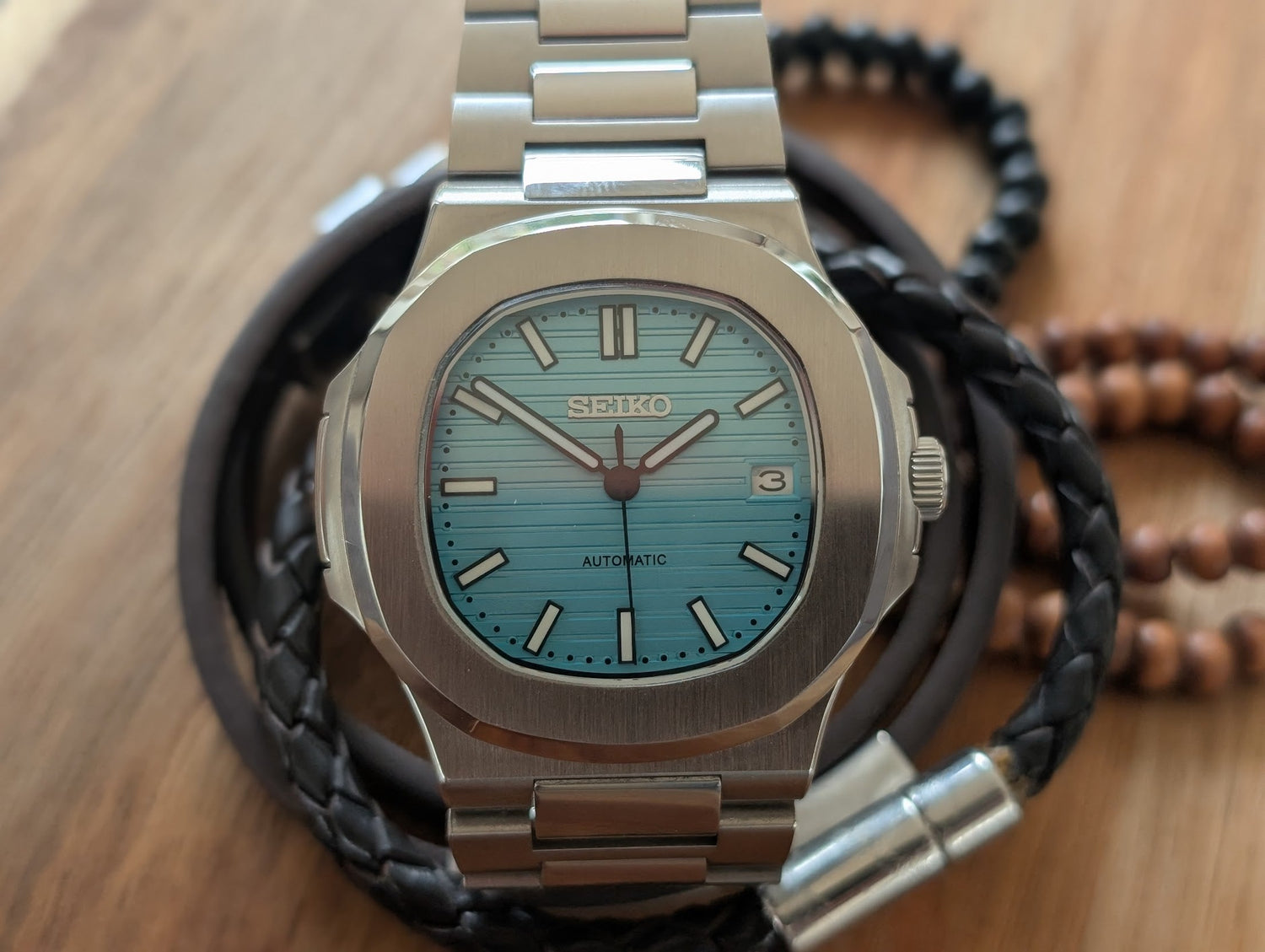 Nautilus style mods
